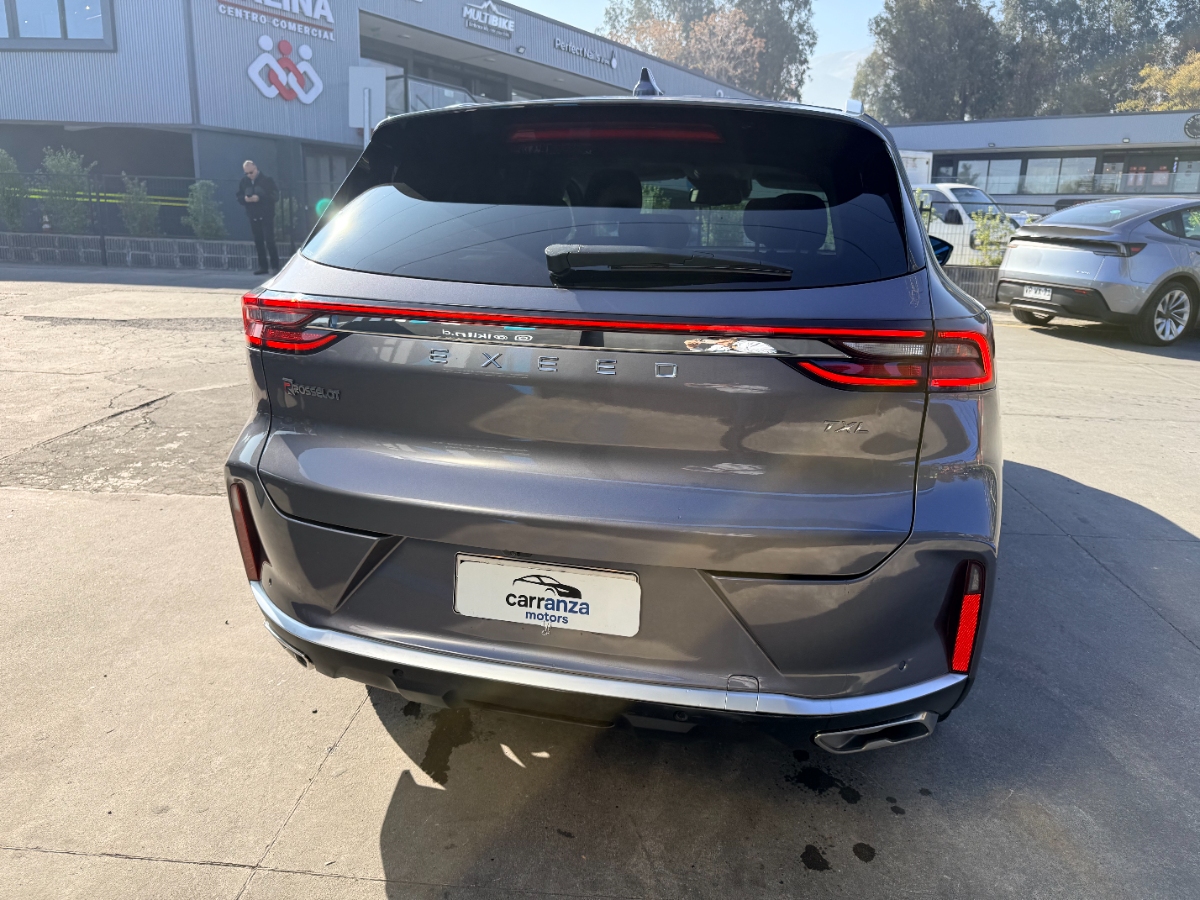 Vehicle media 5