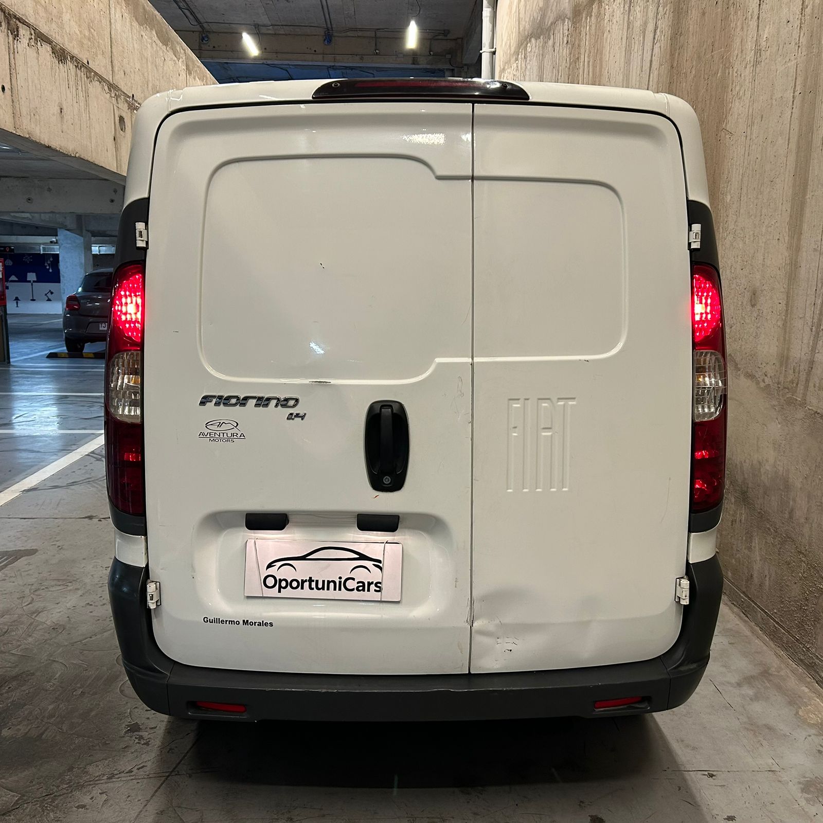 Vehicle media 4