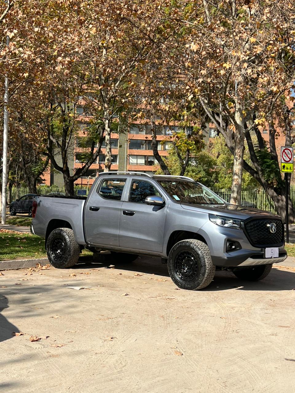 Vehicle media 4