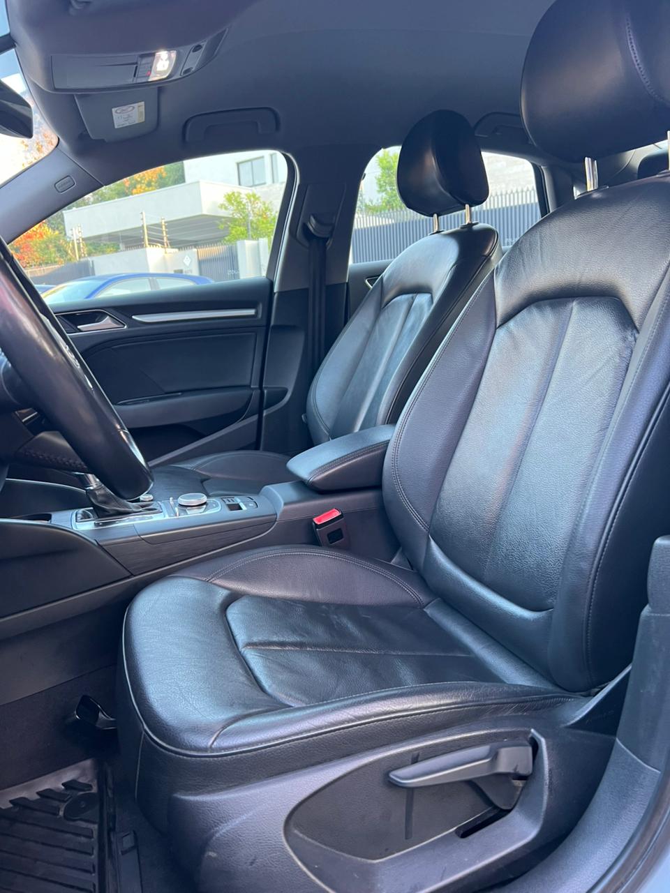 Vehicle media 7