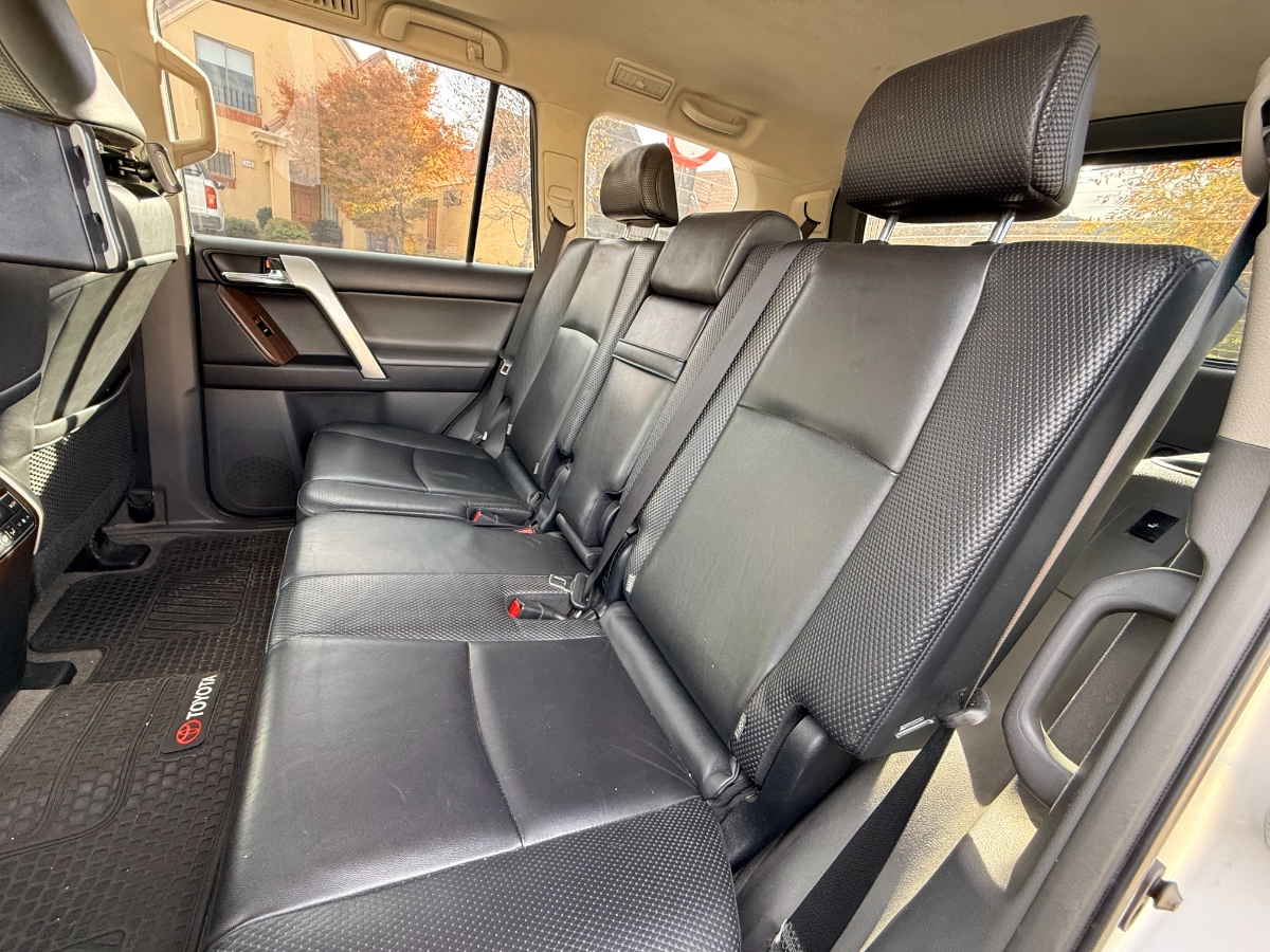 Vehicle media 11