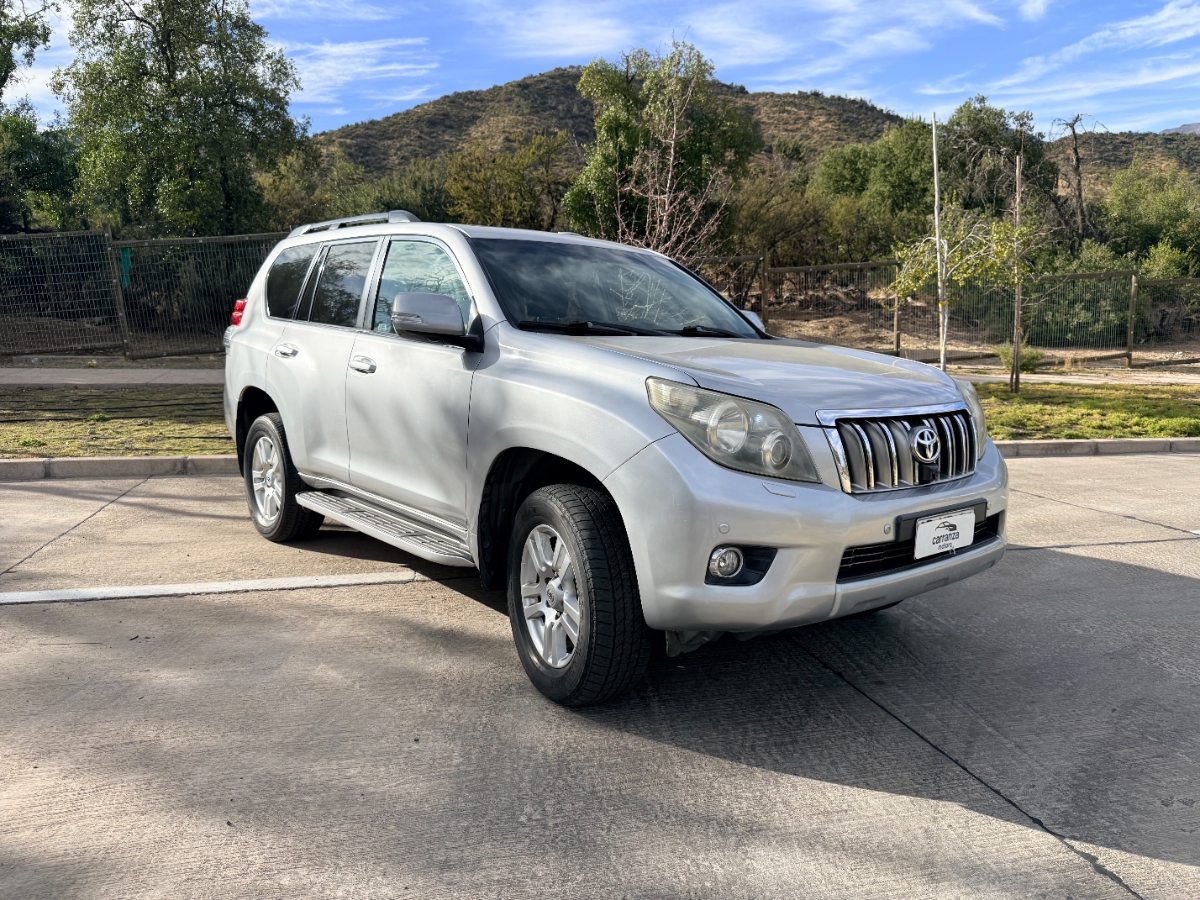 Vehicle media 8