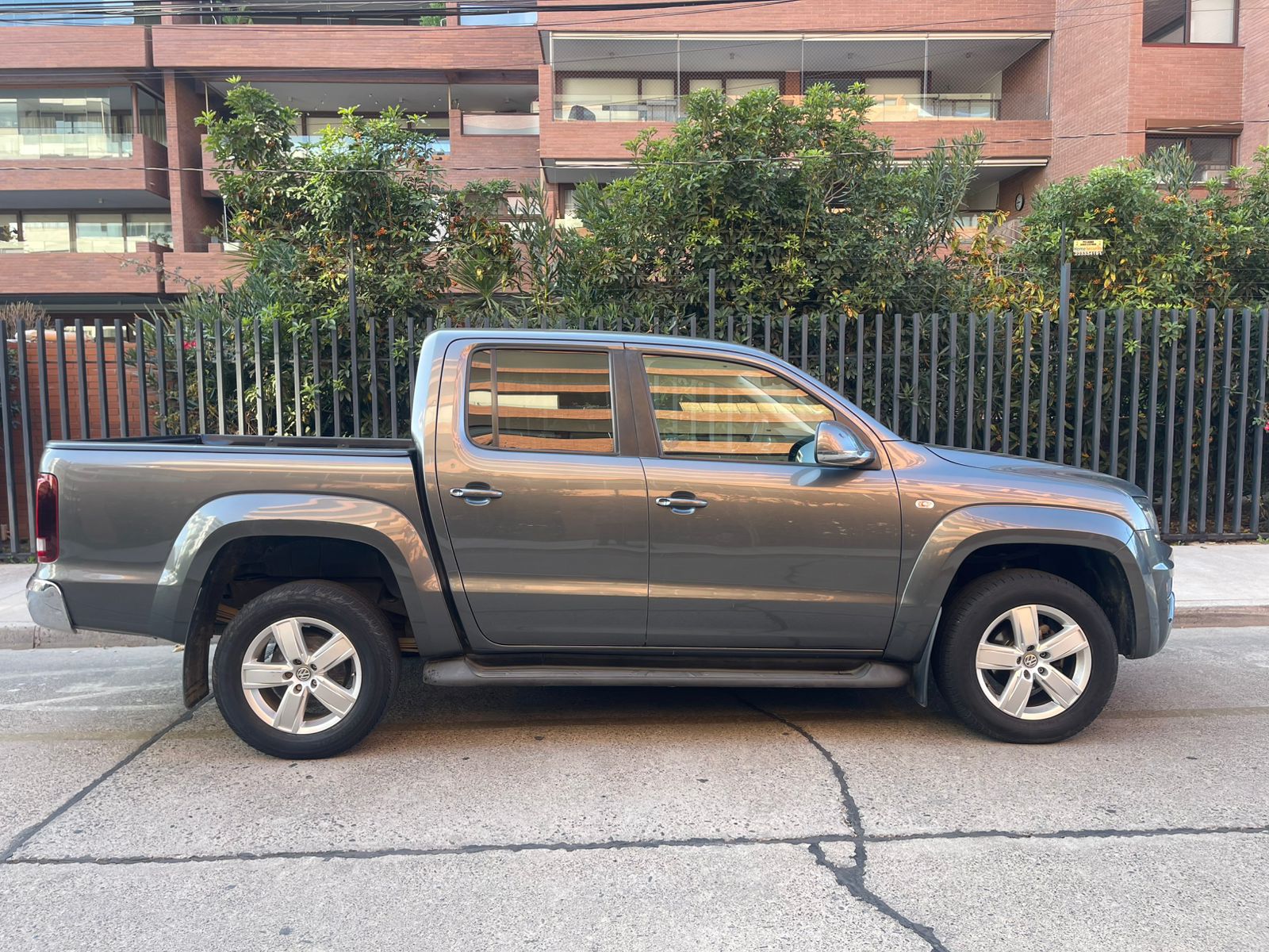 Vehicle media 4