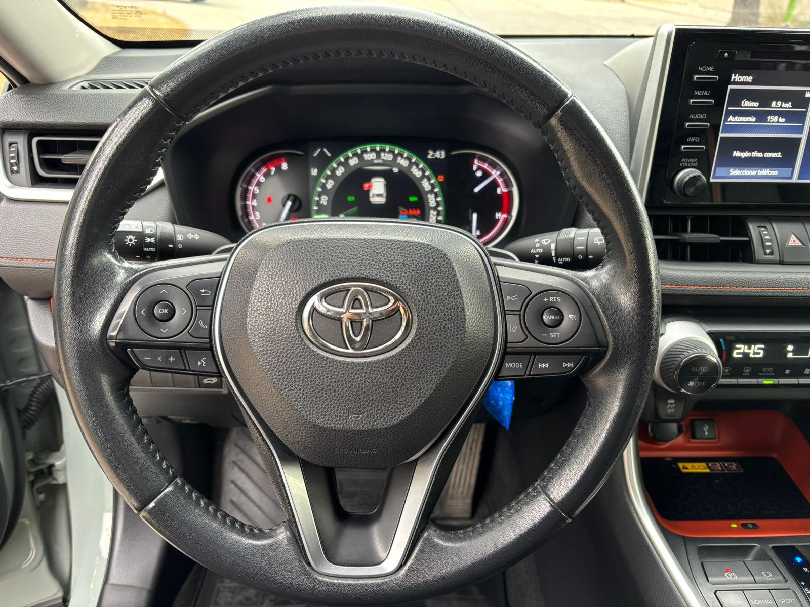 Vehicle media 7