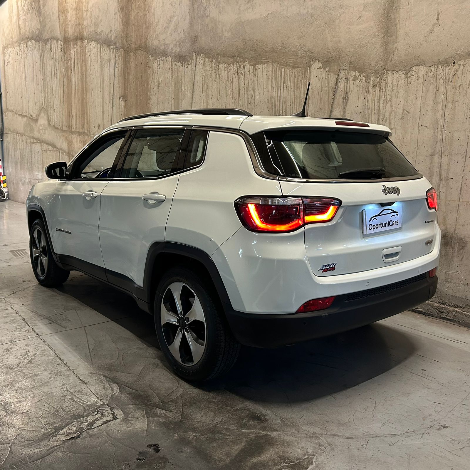 Vehicle media 3