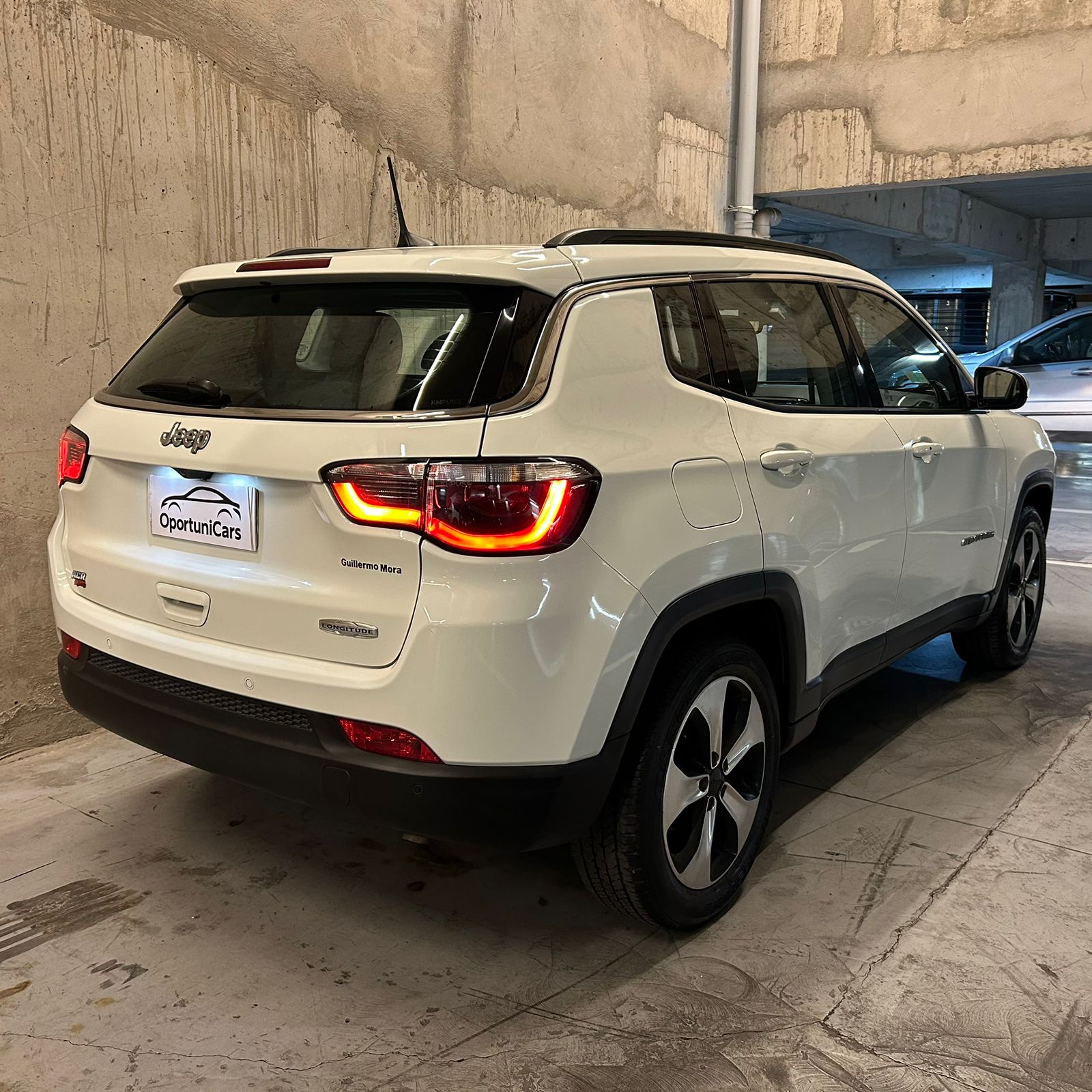 Vehicle media 5