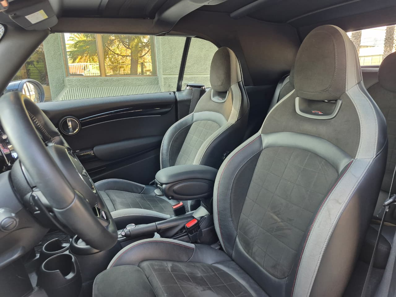 Vehicle media 10