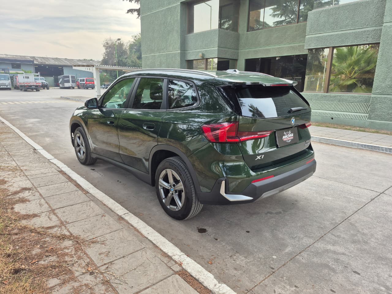 Vehicle media 7