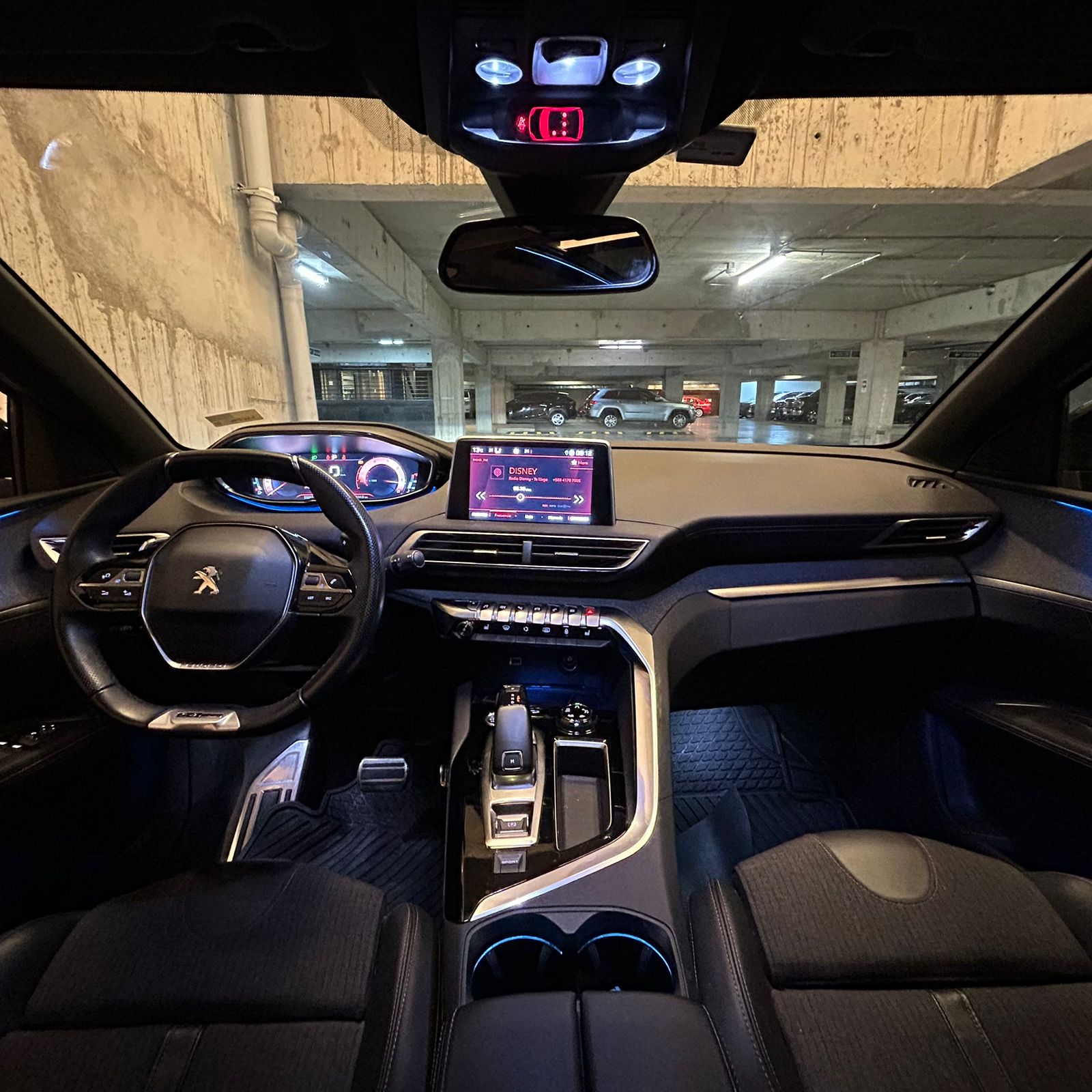 Vehicle media 9