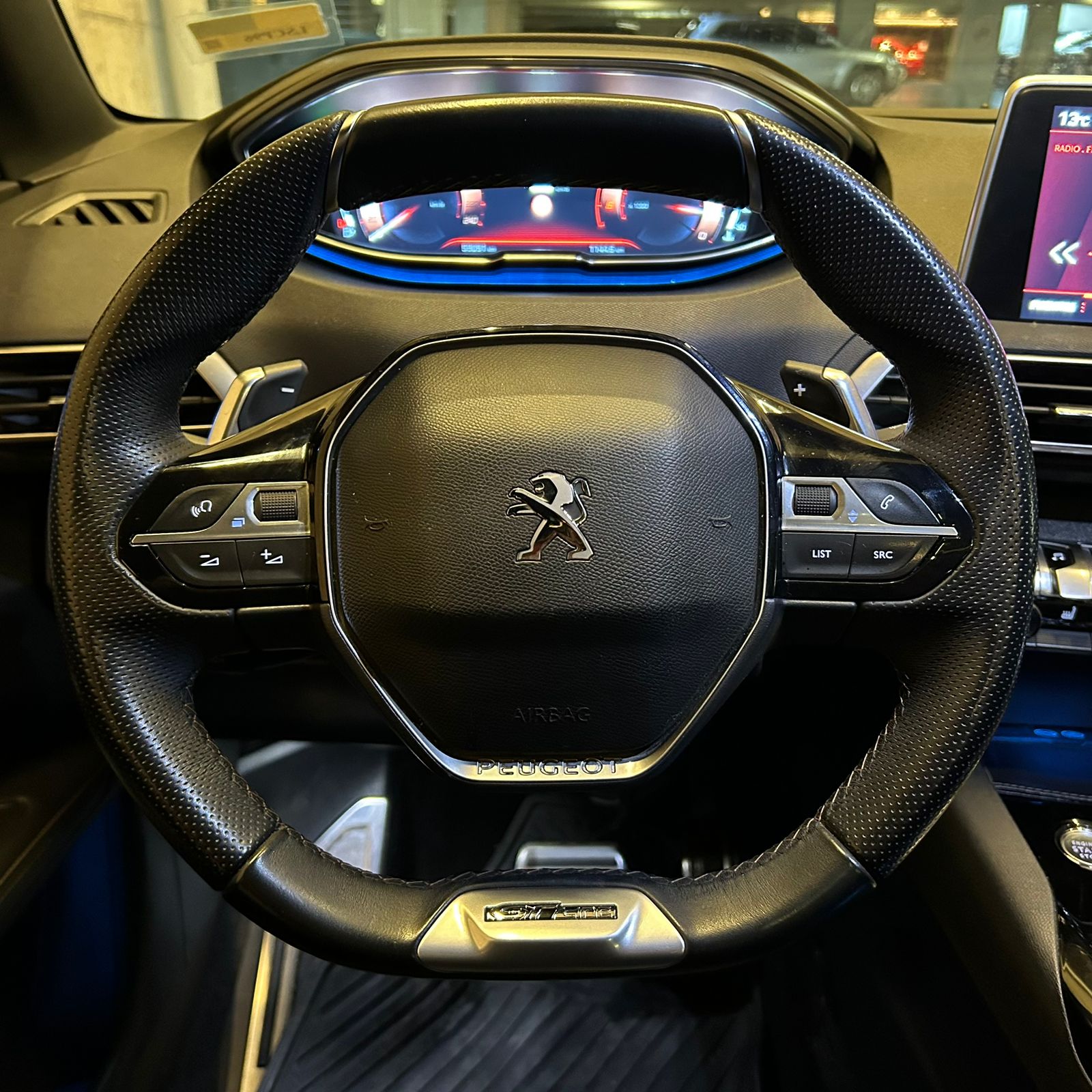 Vehicle media 10