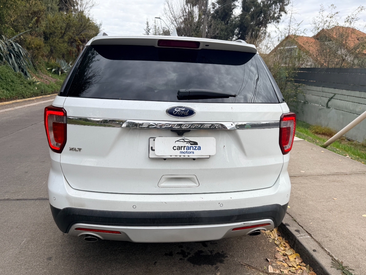 Vehicle media 9
