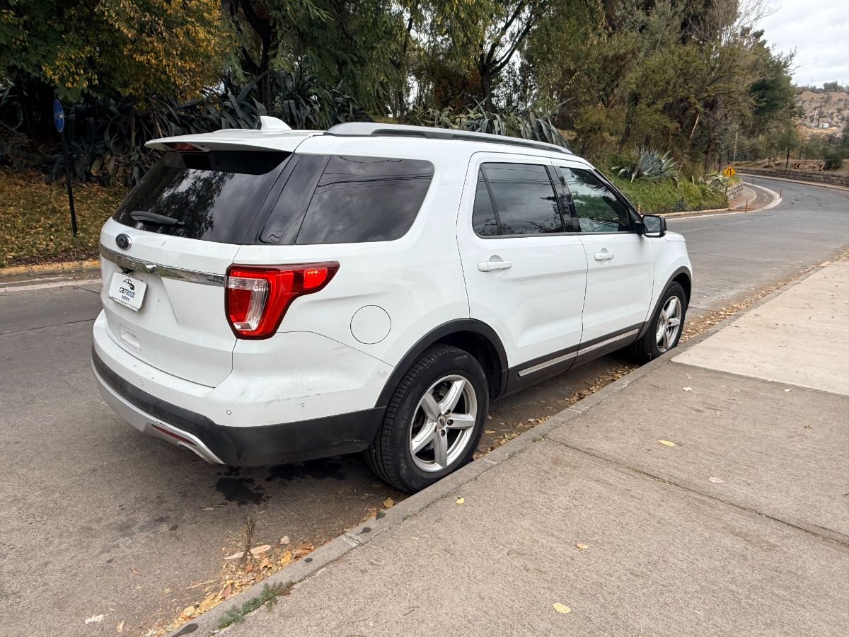 Vehicle media 4