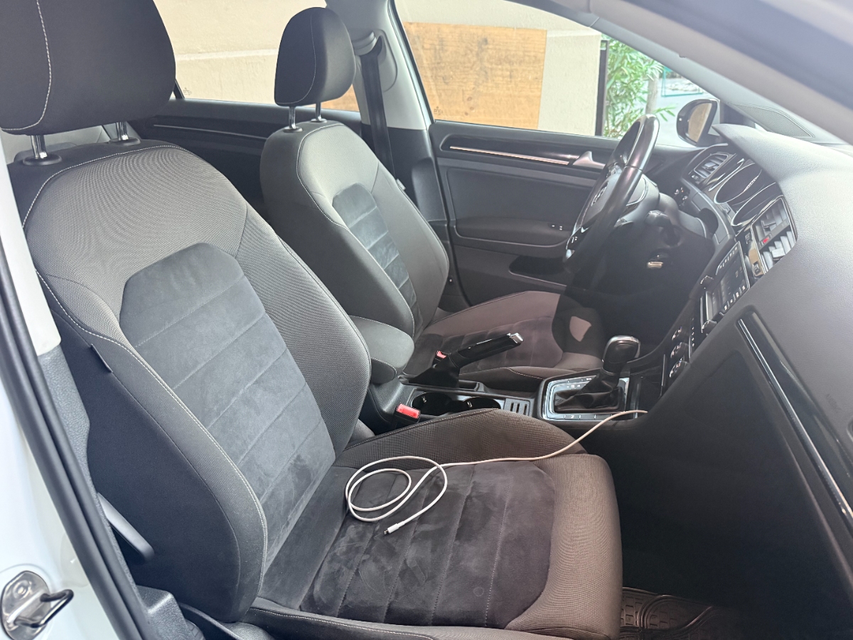 Vehicle media 16