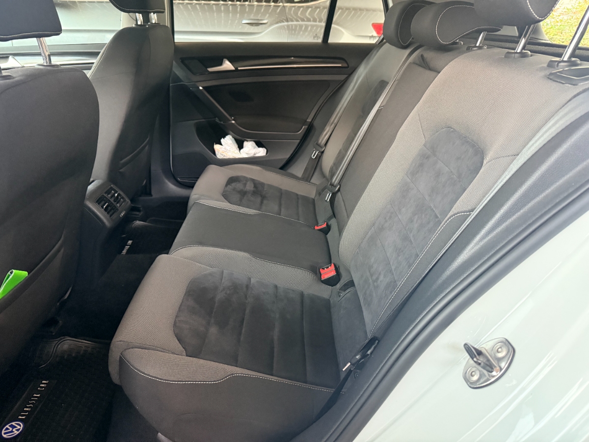 Vehicle media 13
