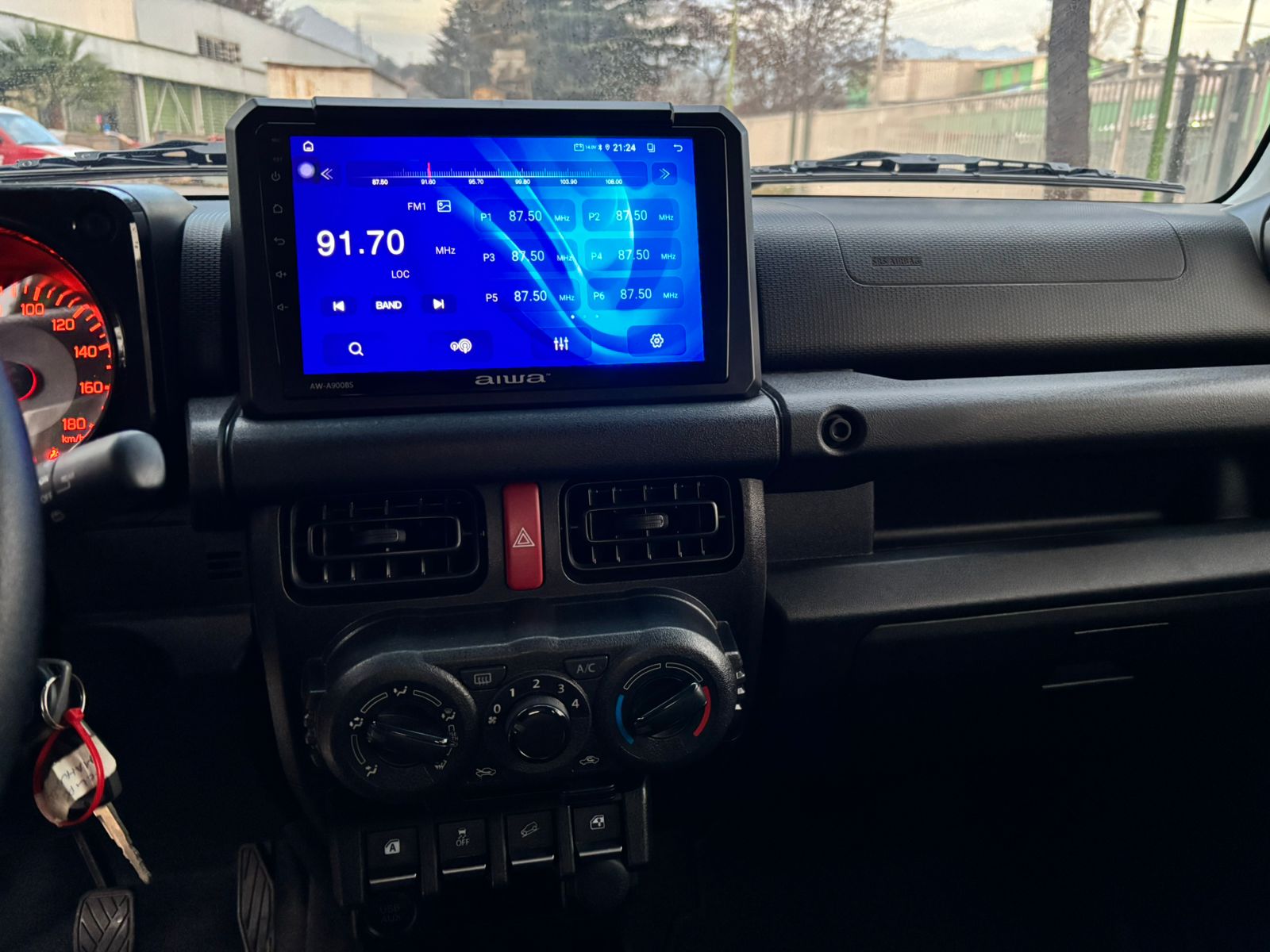 Vehicle media 8