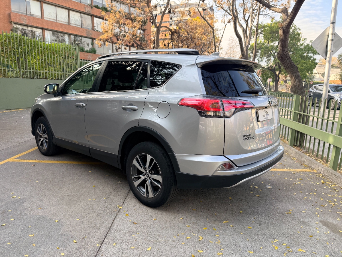 Vehicle media 7