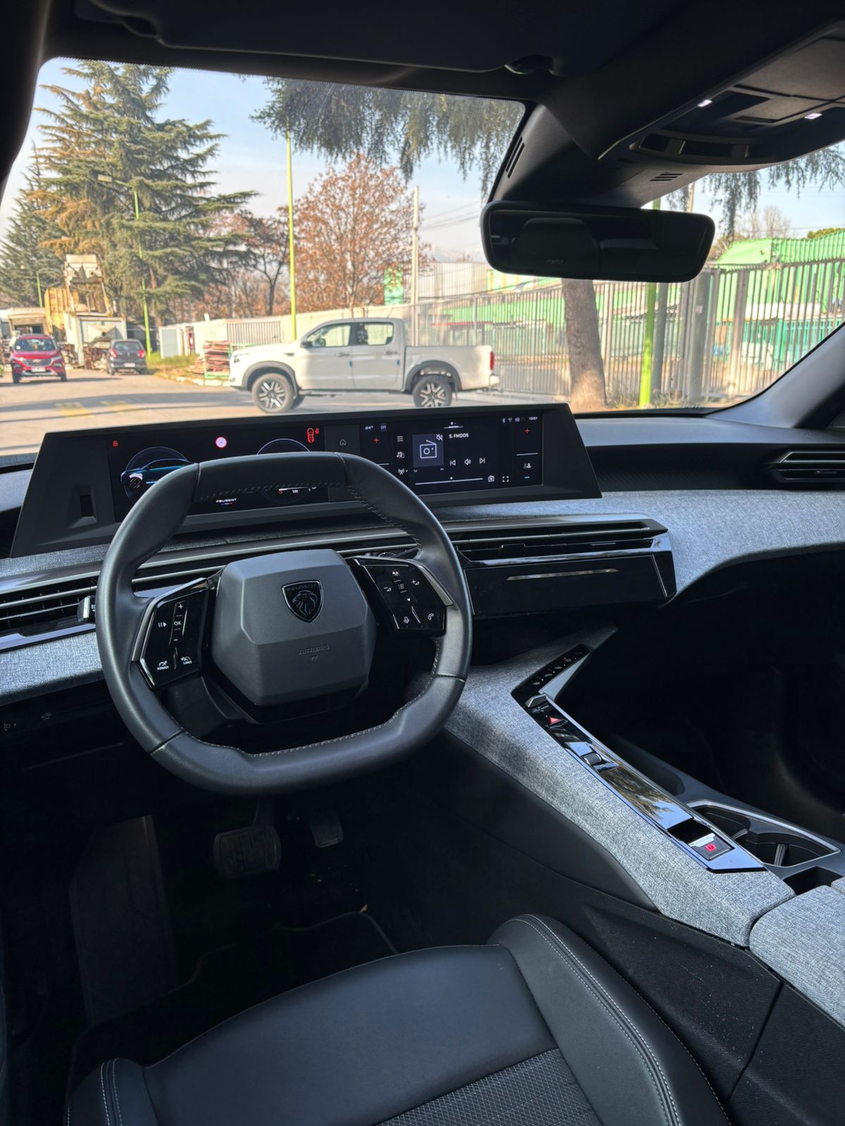 Vehicle media 6