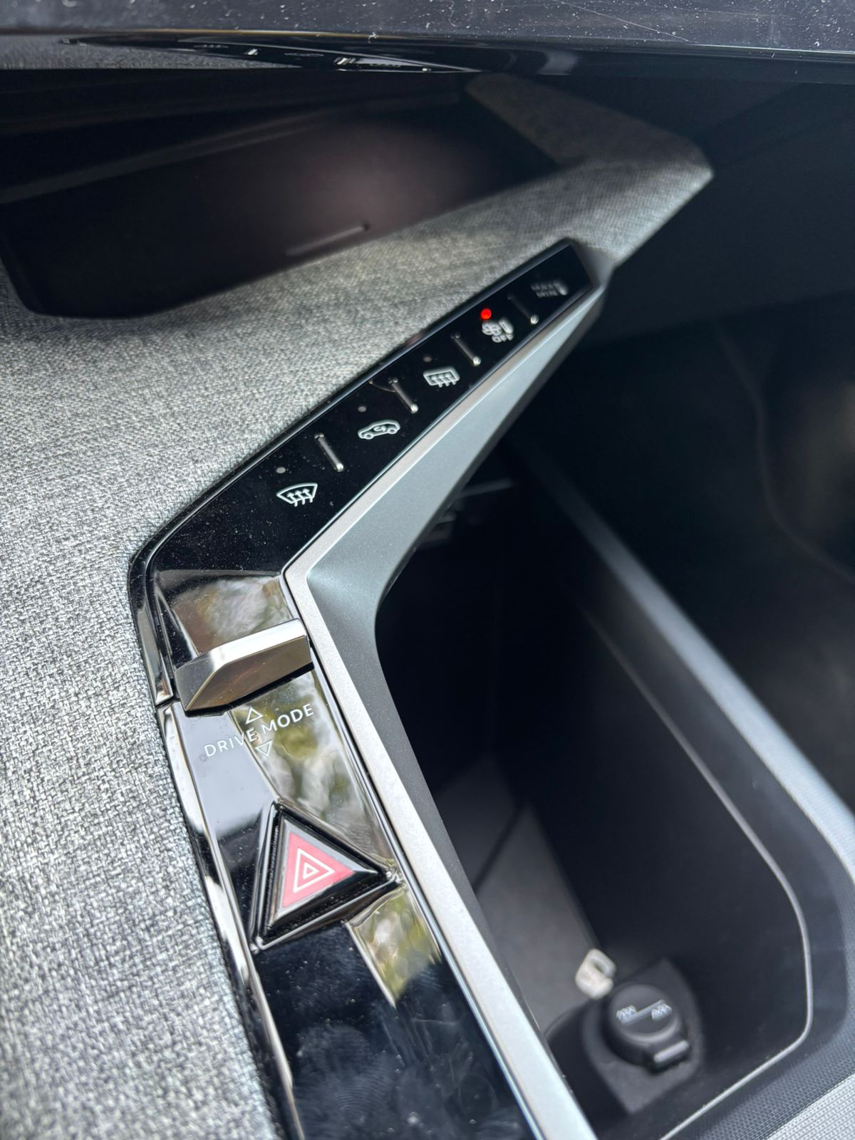 Vehicle media 13