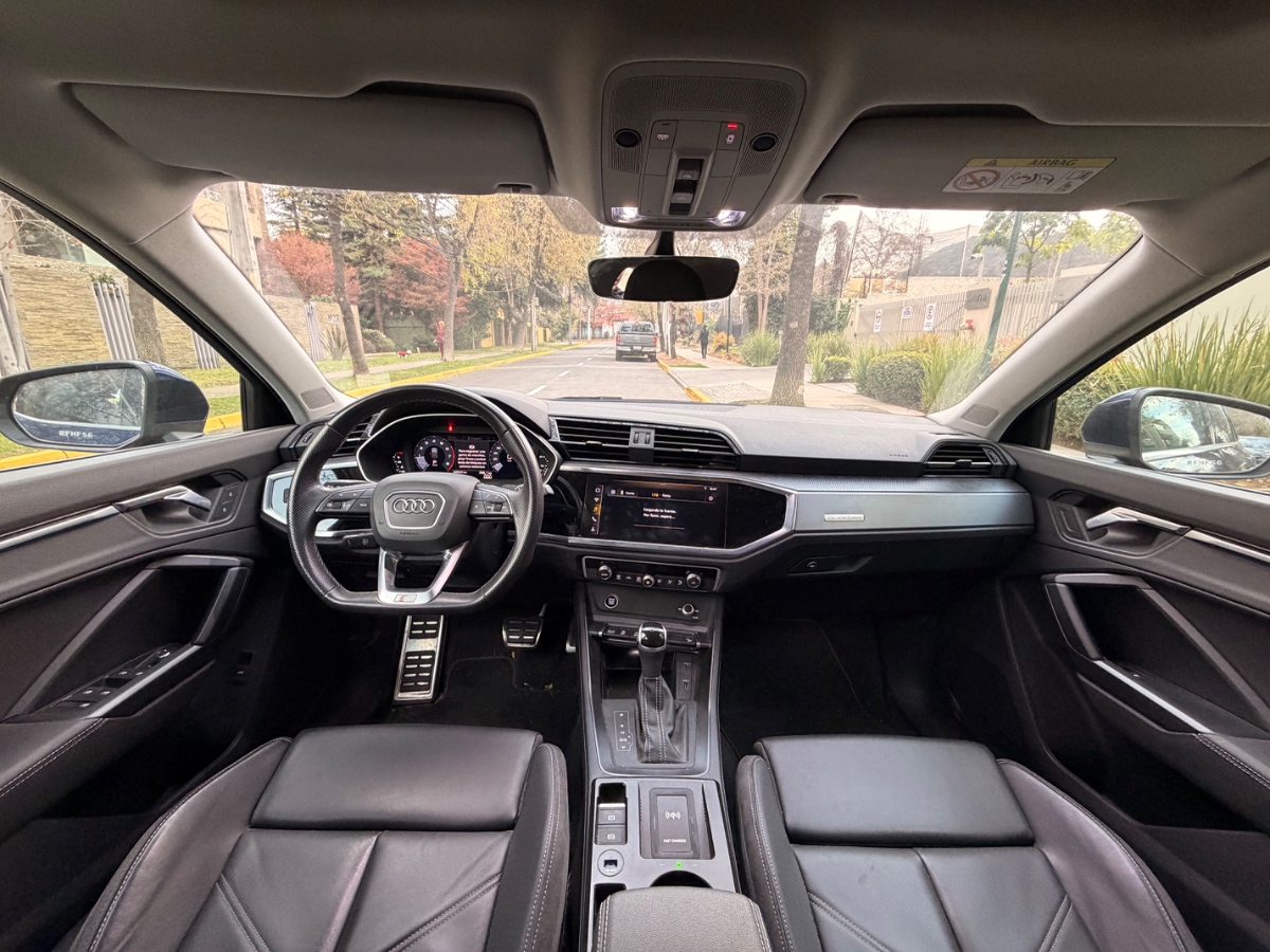 Vehicle media 7