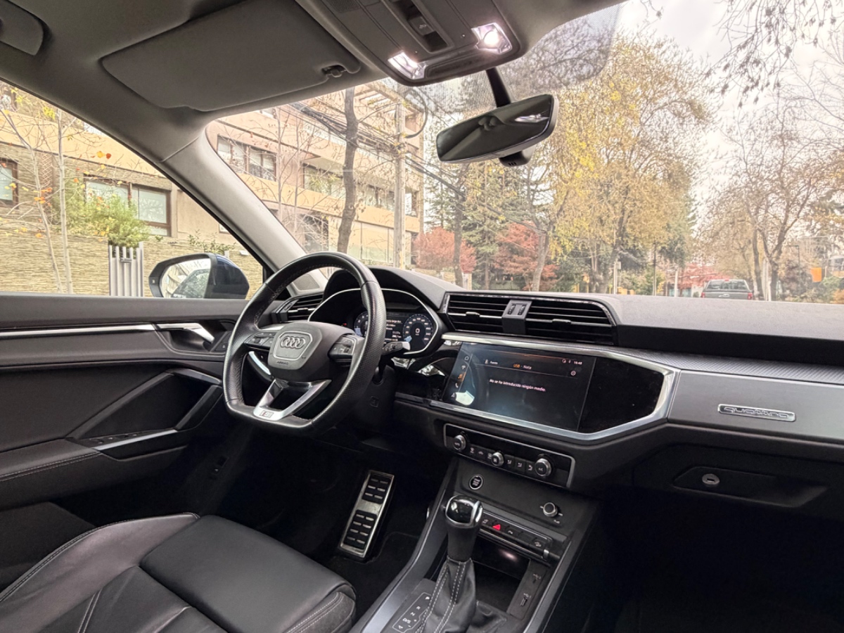 Vehicle media 8