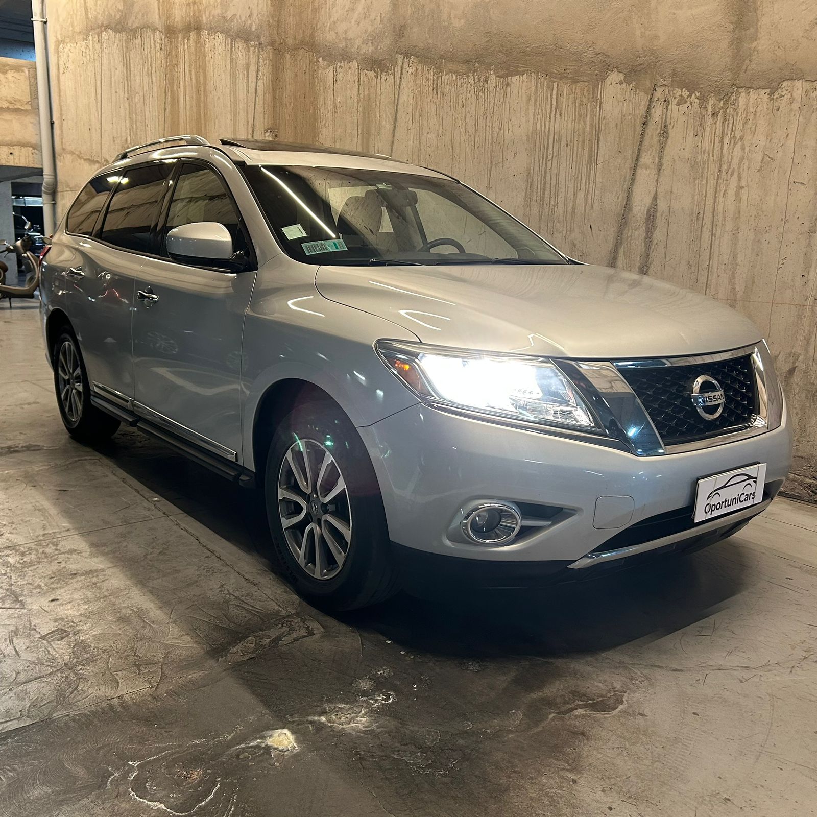 Vehicle media 7