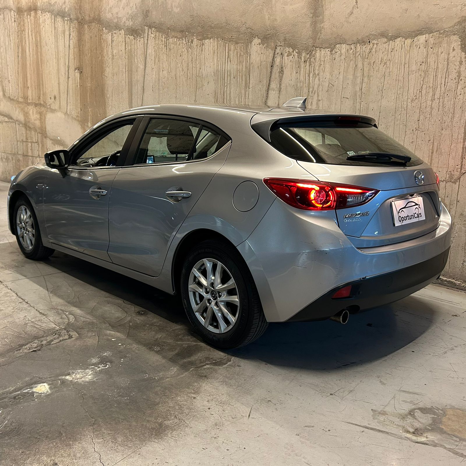 Vehicle media 3