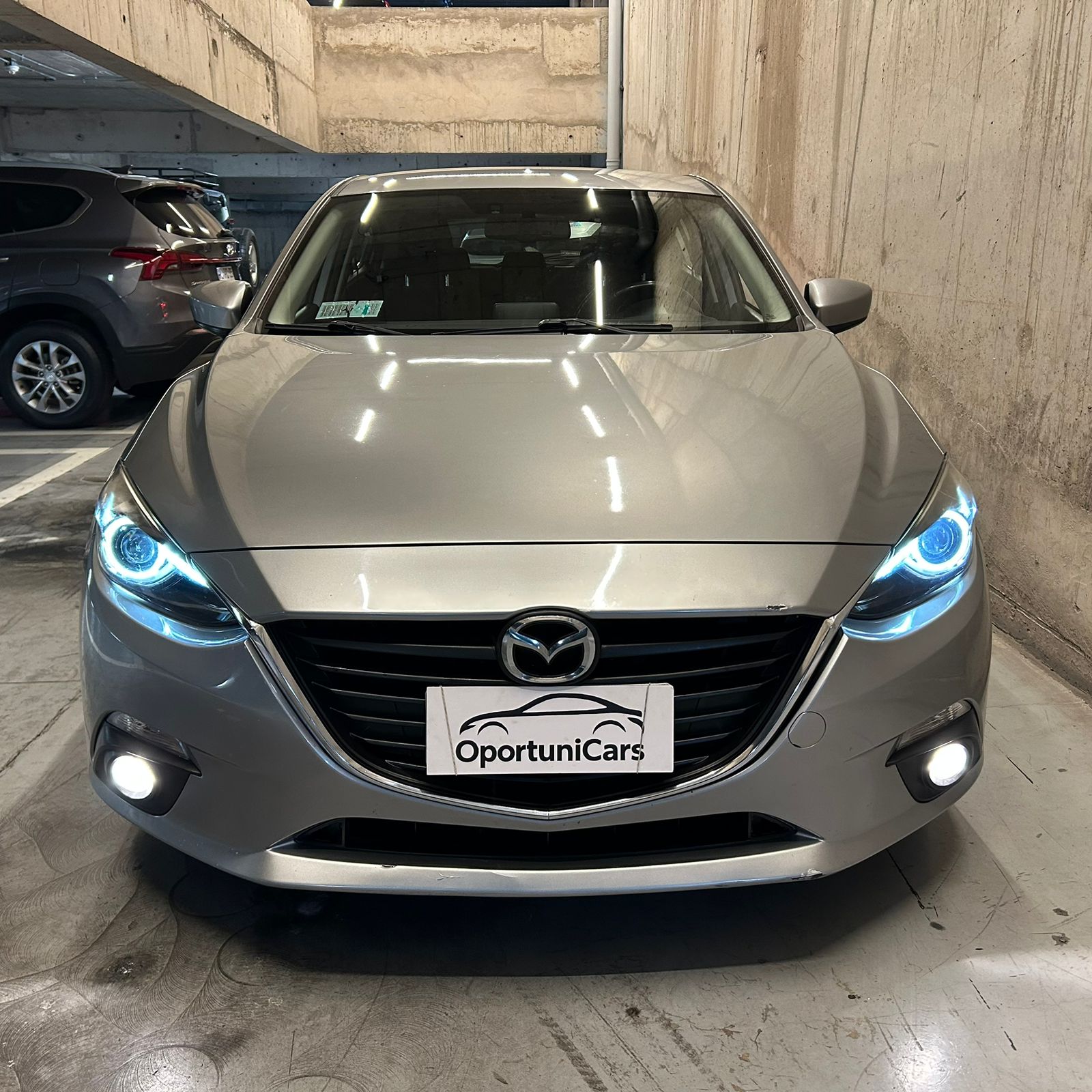 Vehicle media 8
