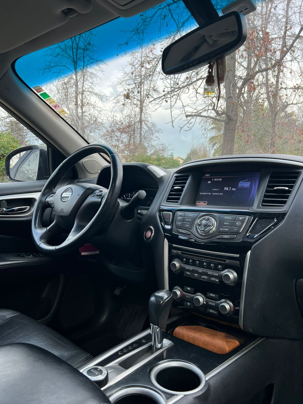 Vehicle media 10