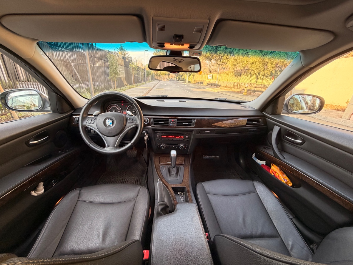 Vehicle media 10