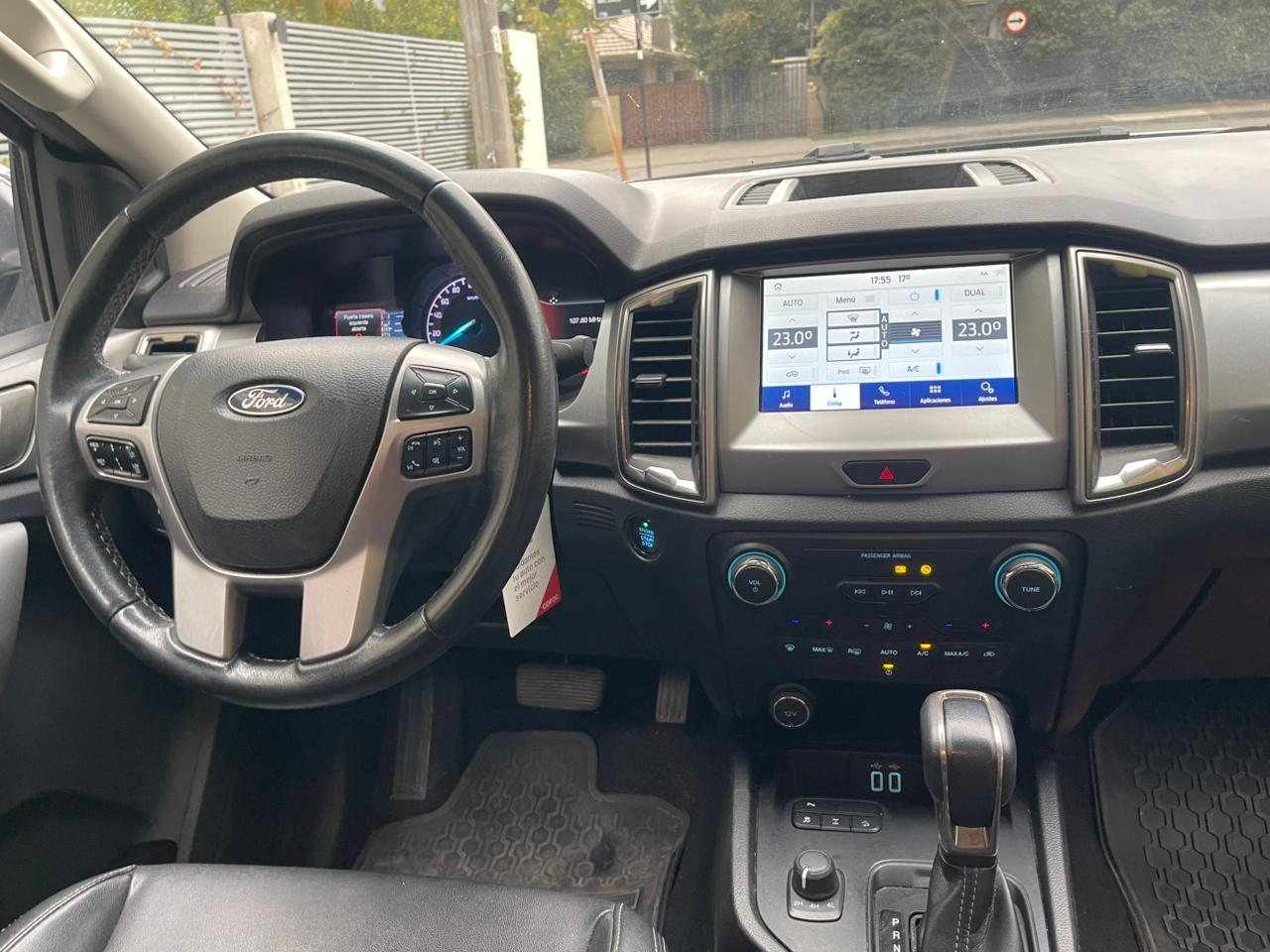 Vehicle media 9