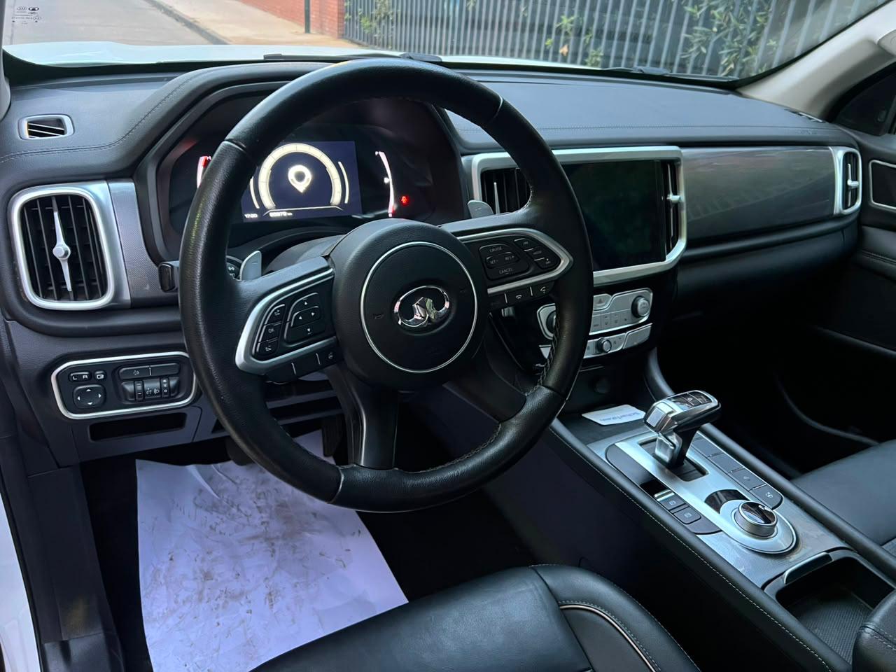 Vehicle media 11