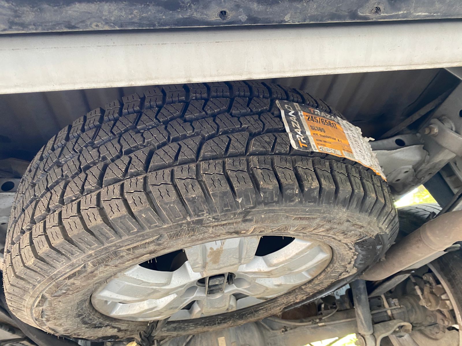 Vehicle media 10