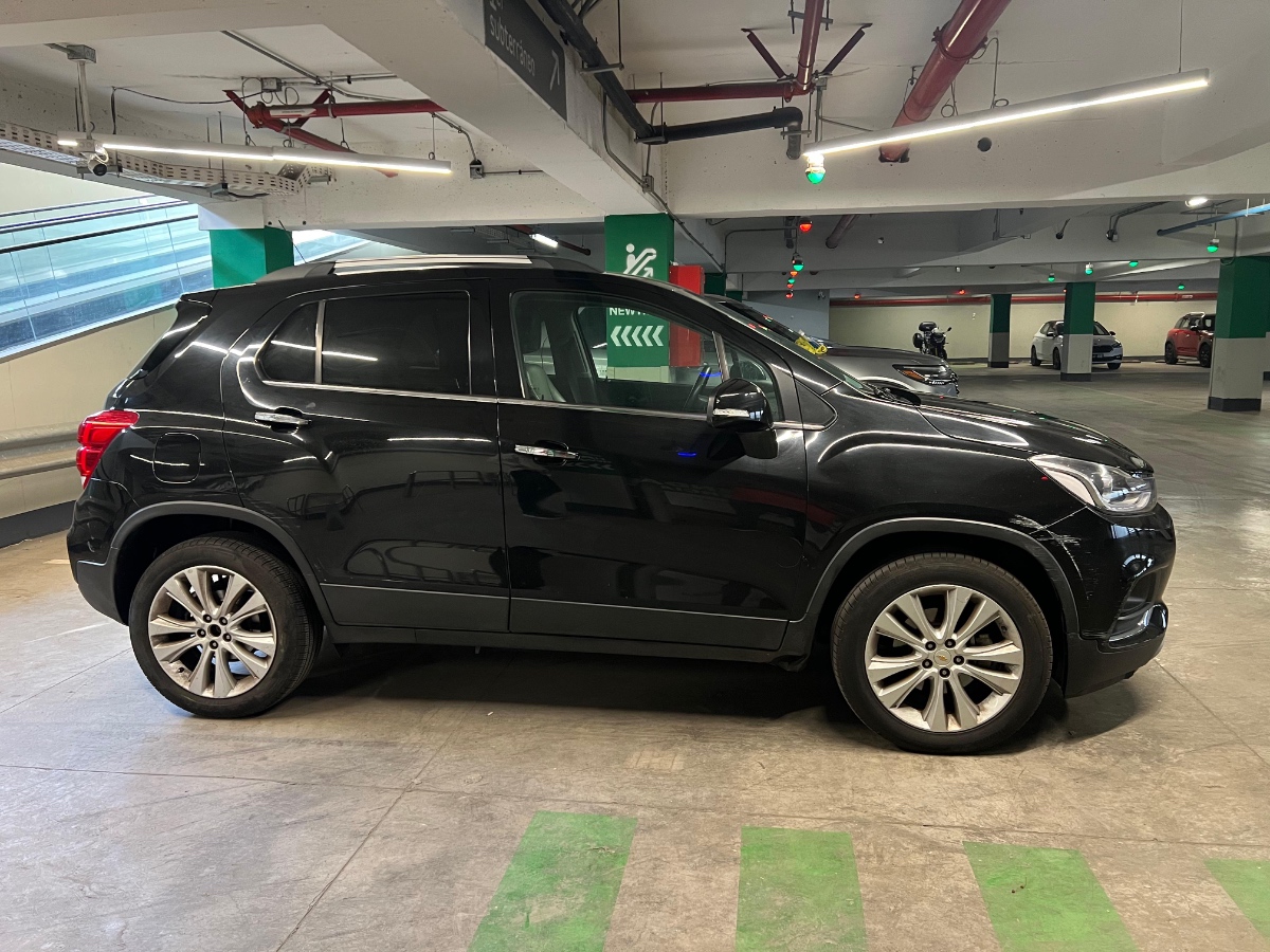 Vehicle media 2