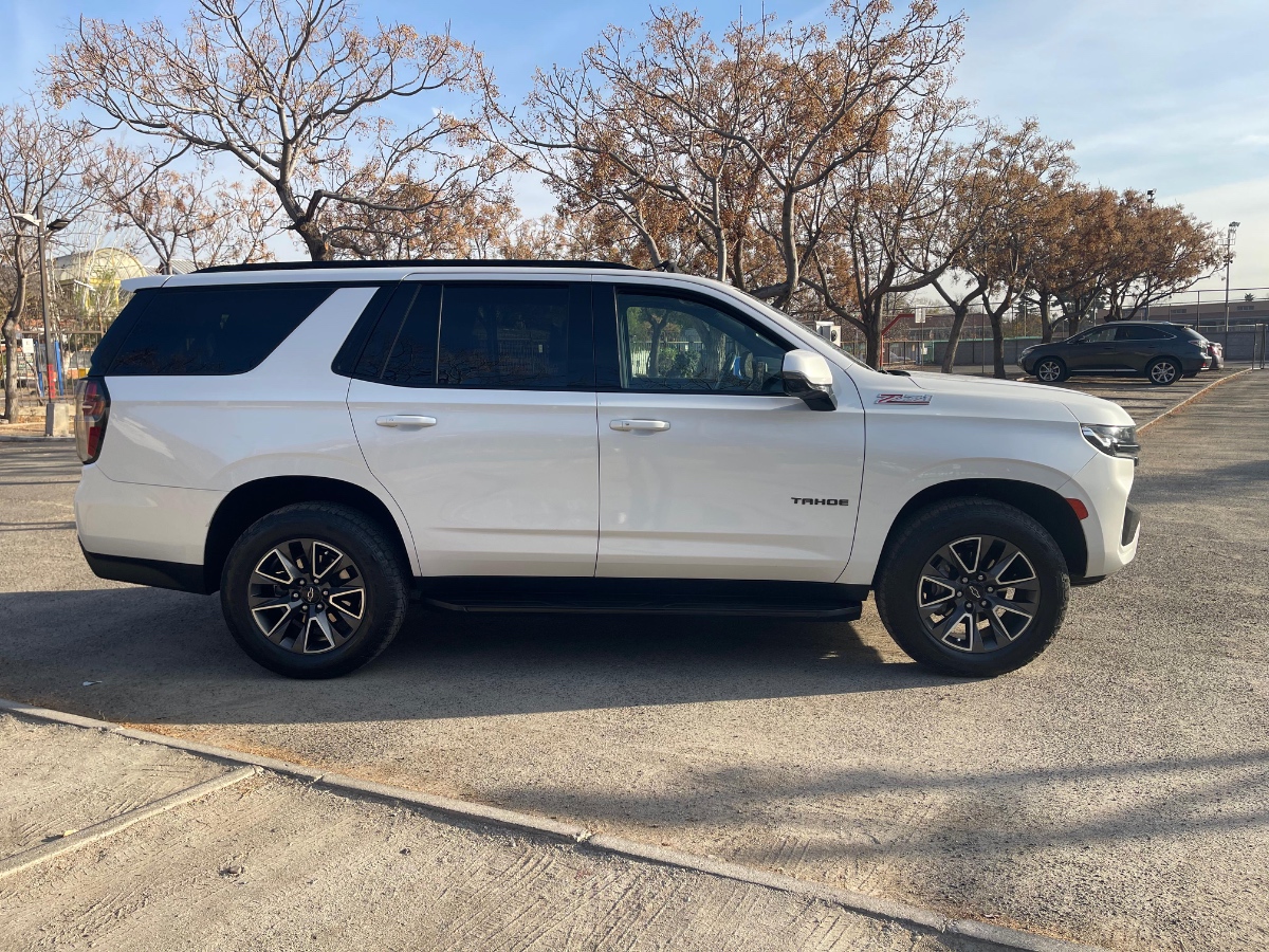 Vehicle media 3