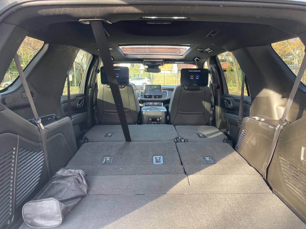 Vehicle media 10