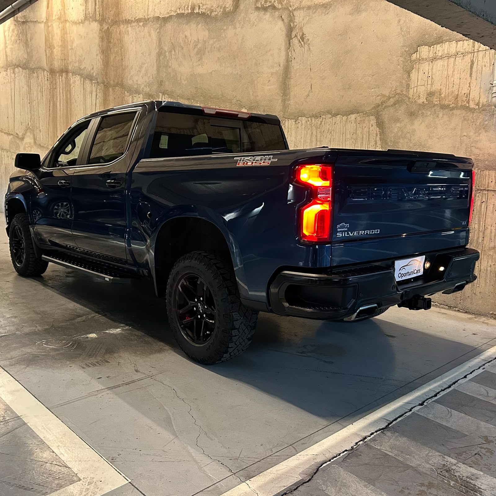 Vehicle media 3