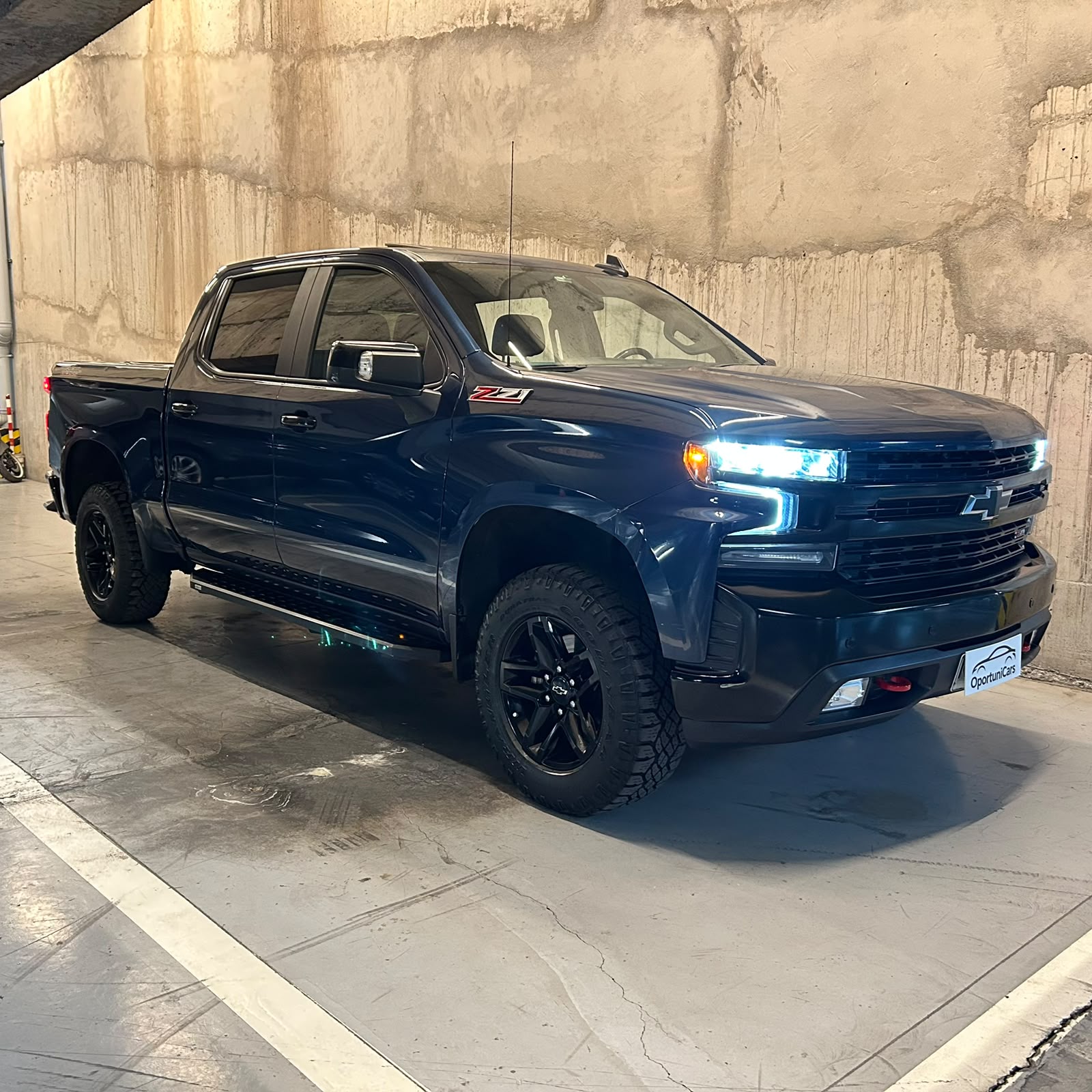 Vehicle media 7