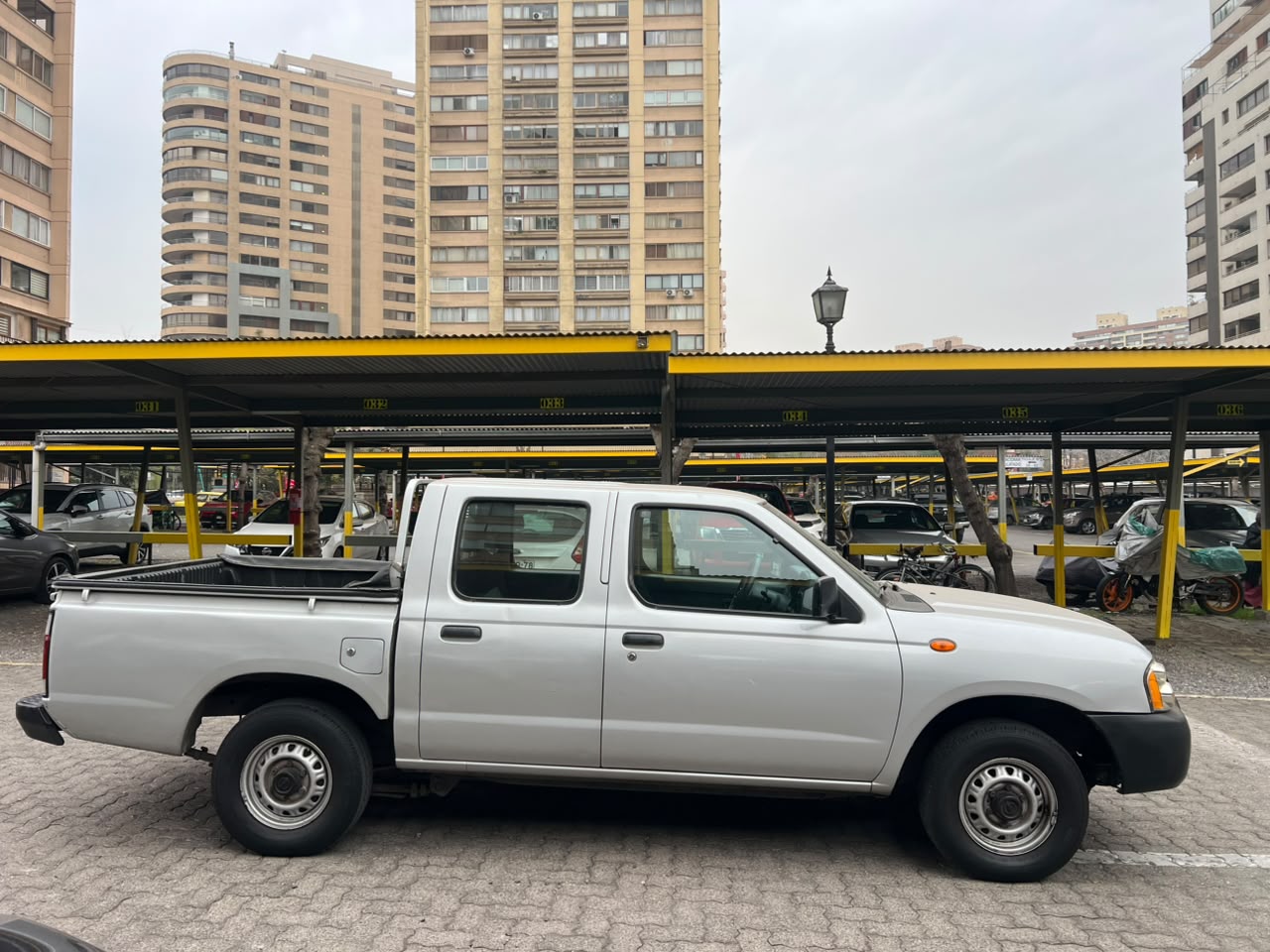 Vehicle media 8