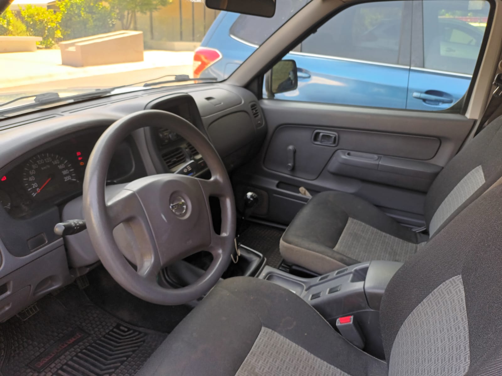 Vehicle media 9