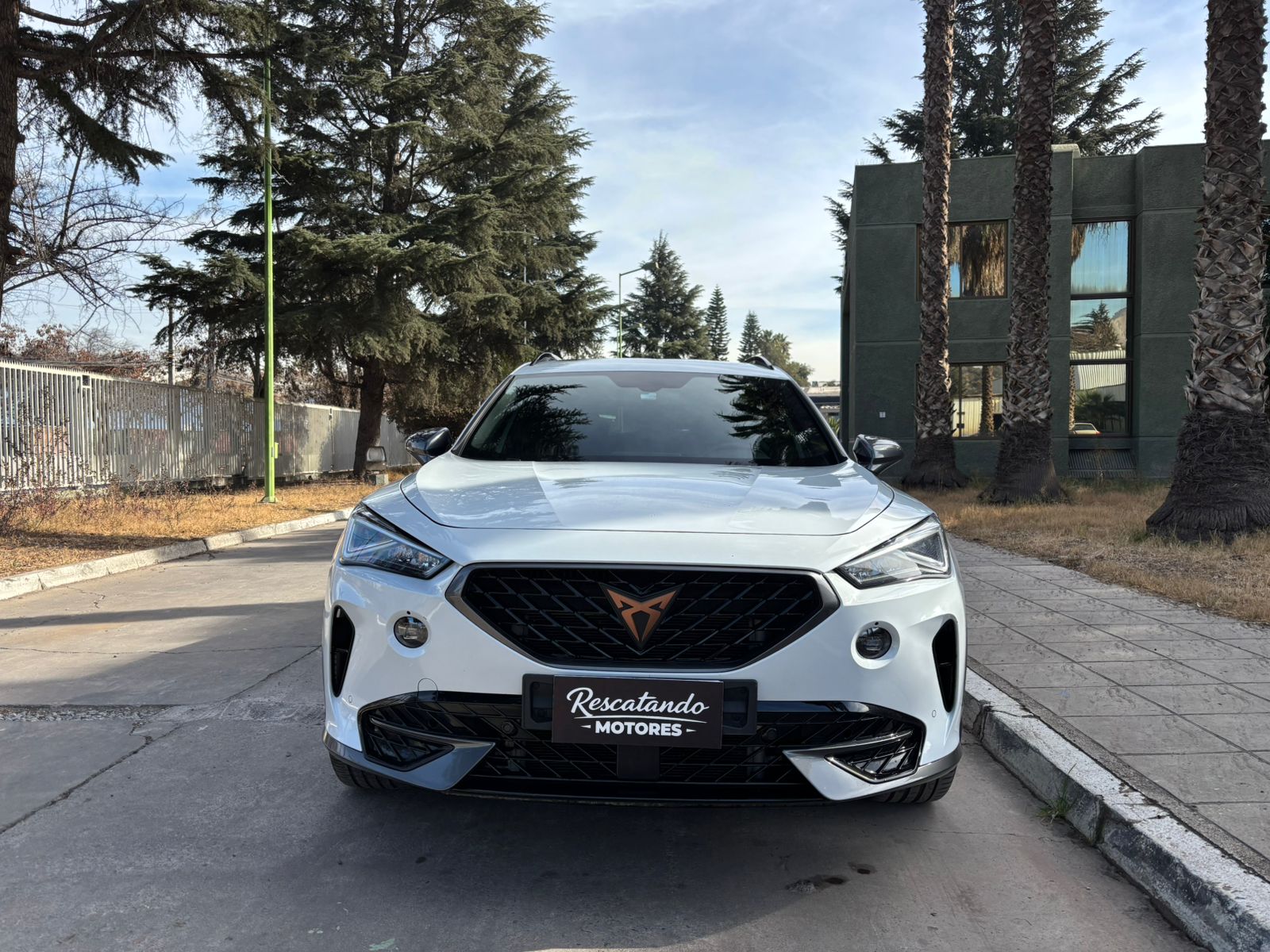 Vehicle media 4