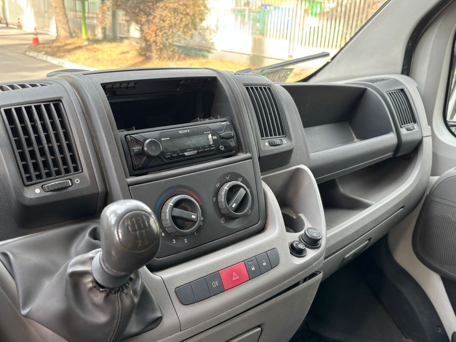 Vehicle media 6