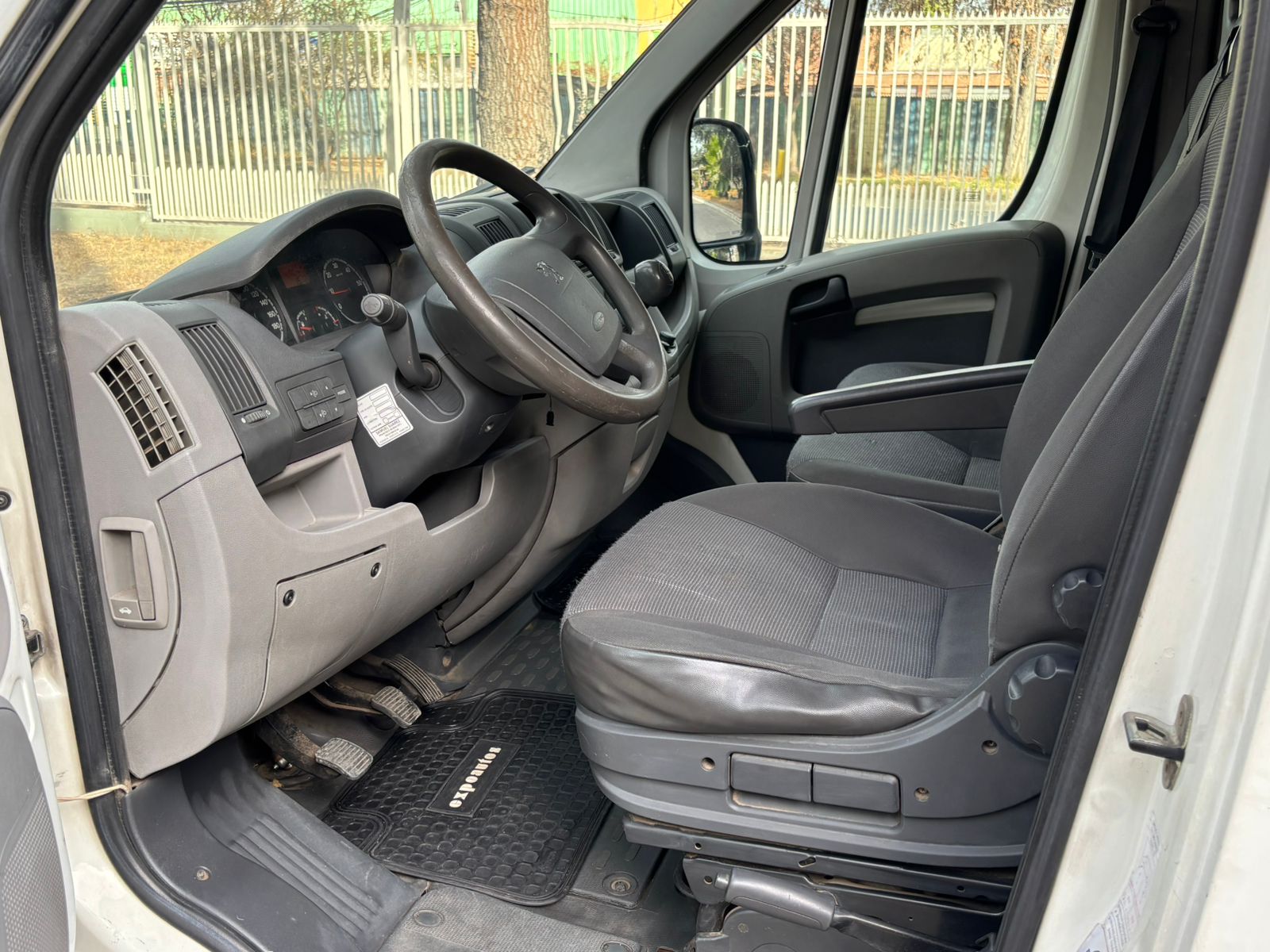 Vehicle media 8