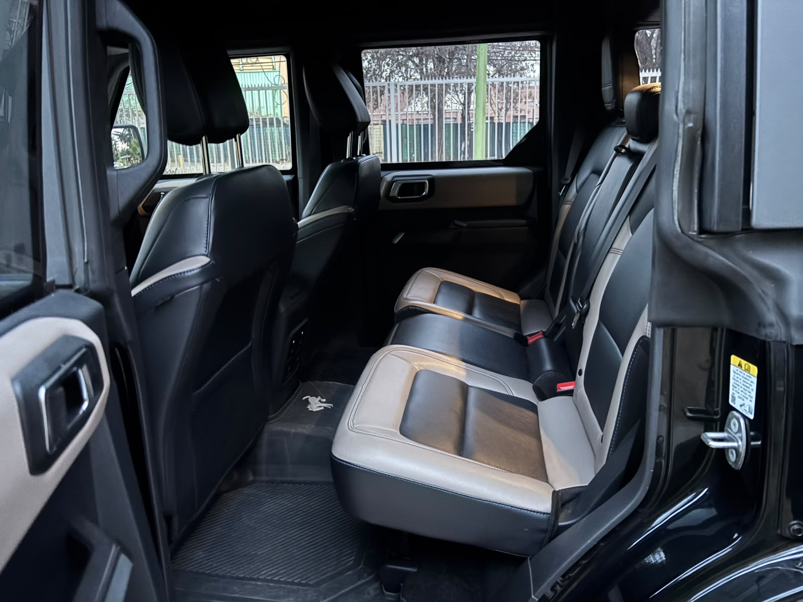 Vehicle media 8