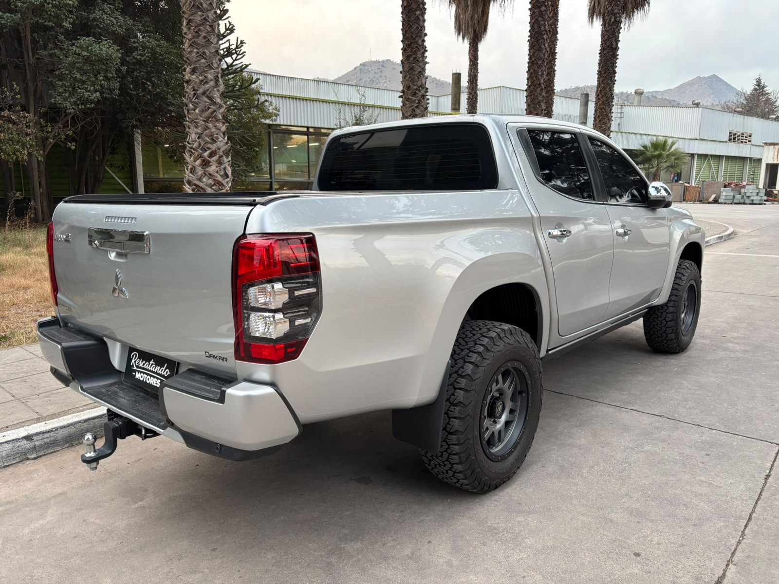 Vehicle media 5