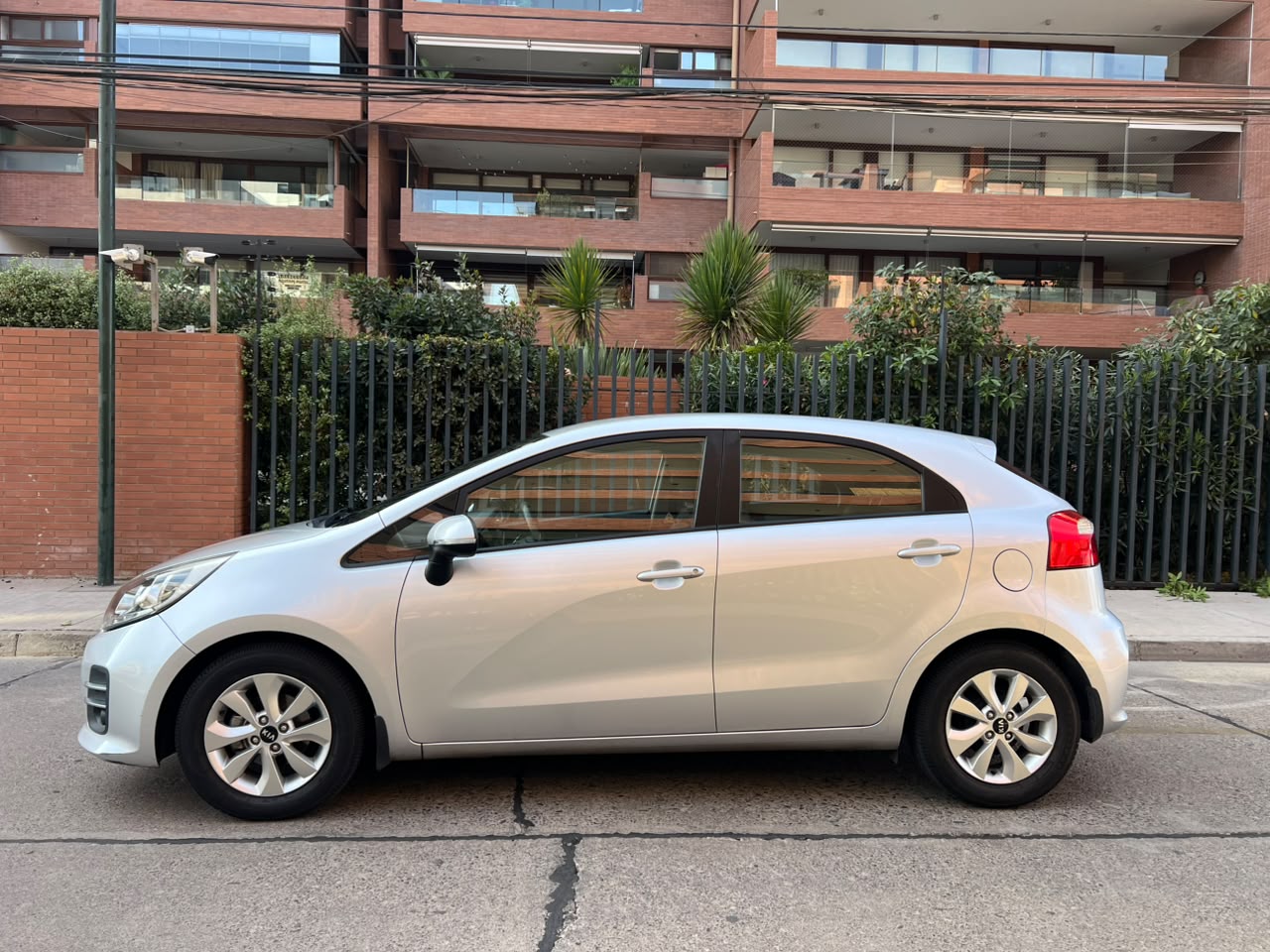 Vehicle media 8
