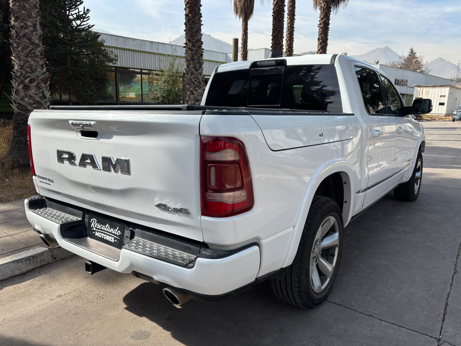 Vehicle media 3