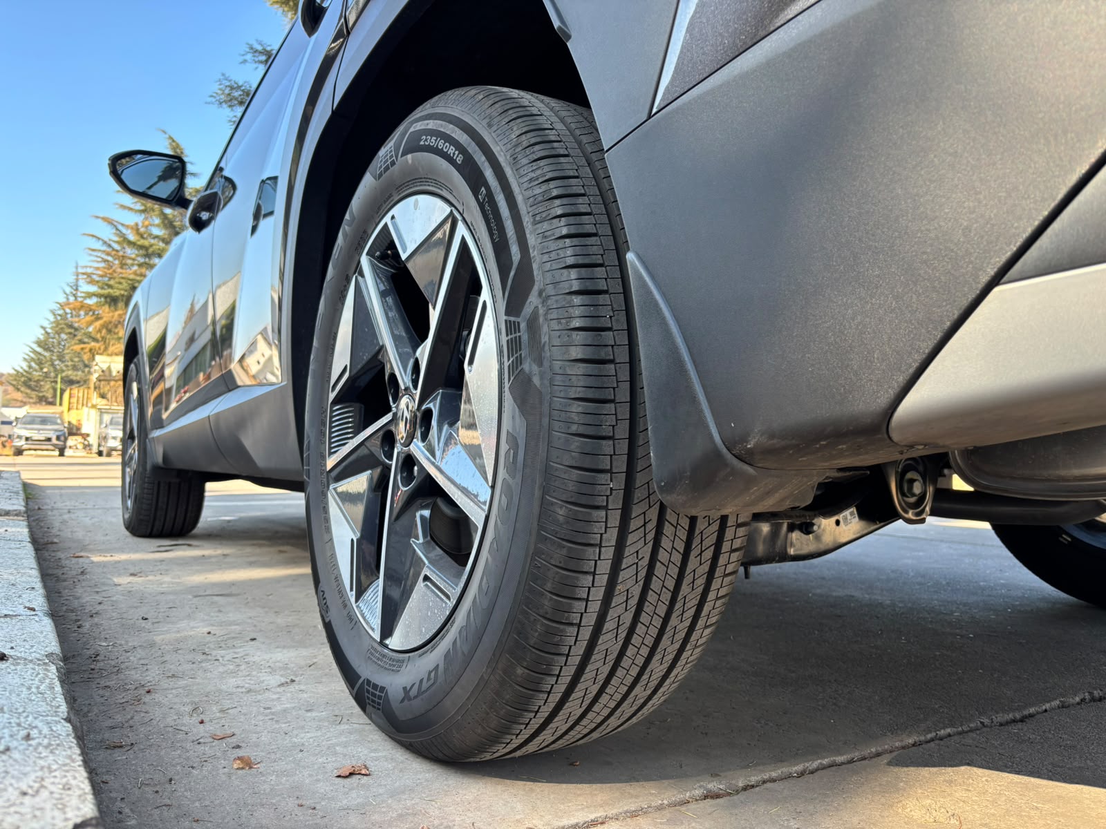 Vehicle media 4
