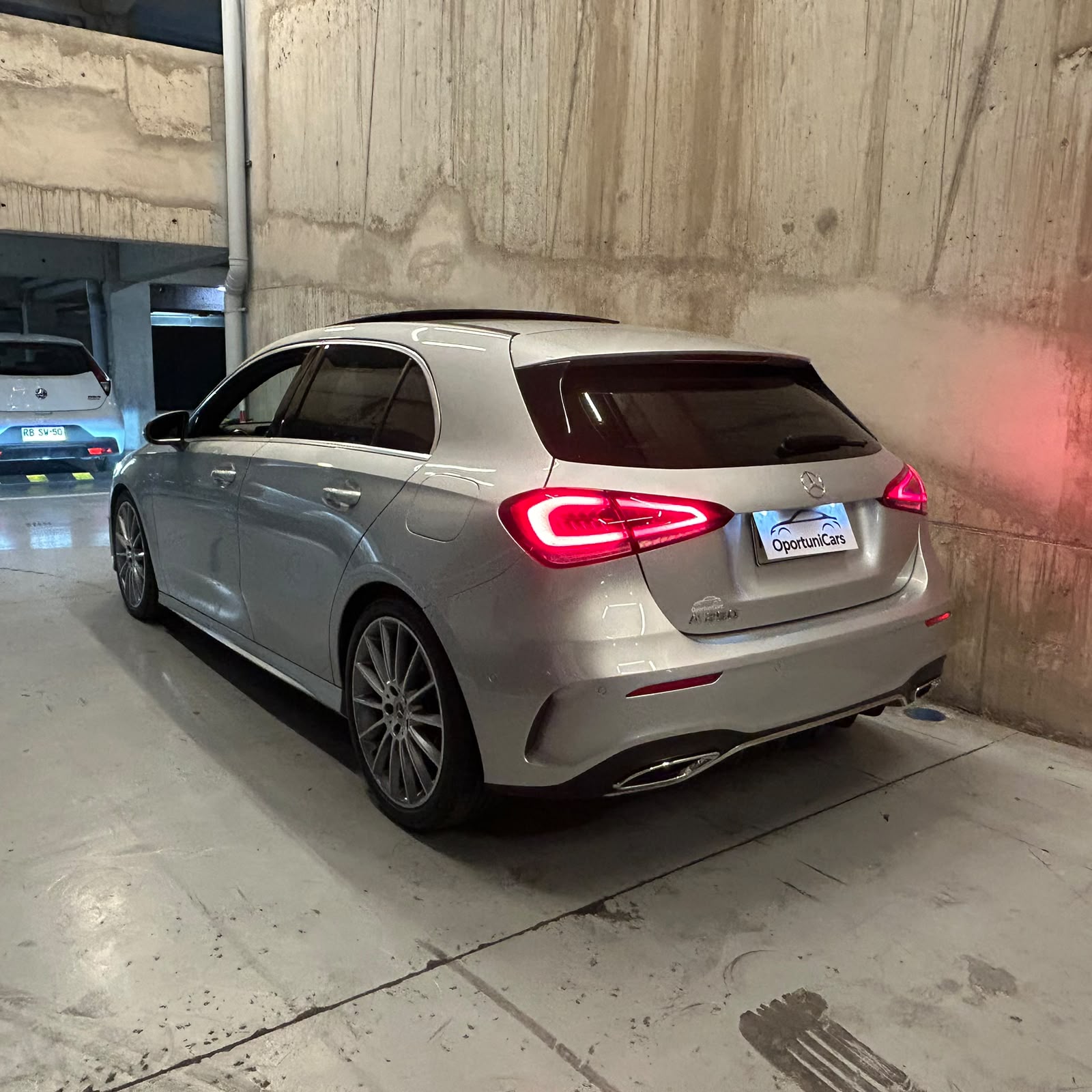 Vehicle media 3