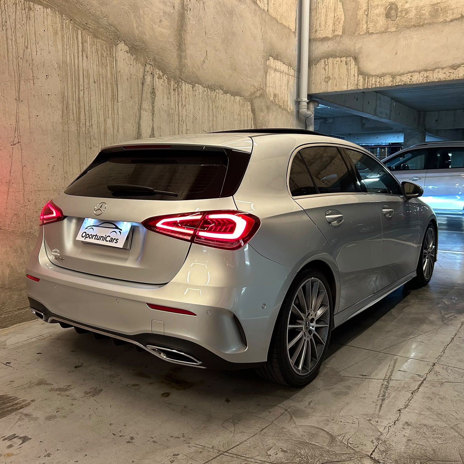 Vehicle media 5
