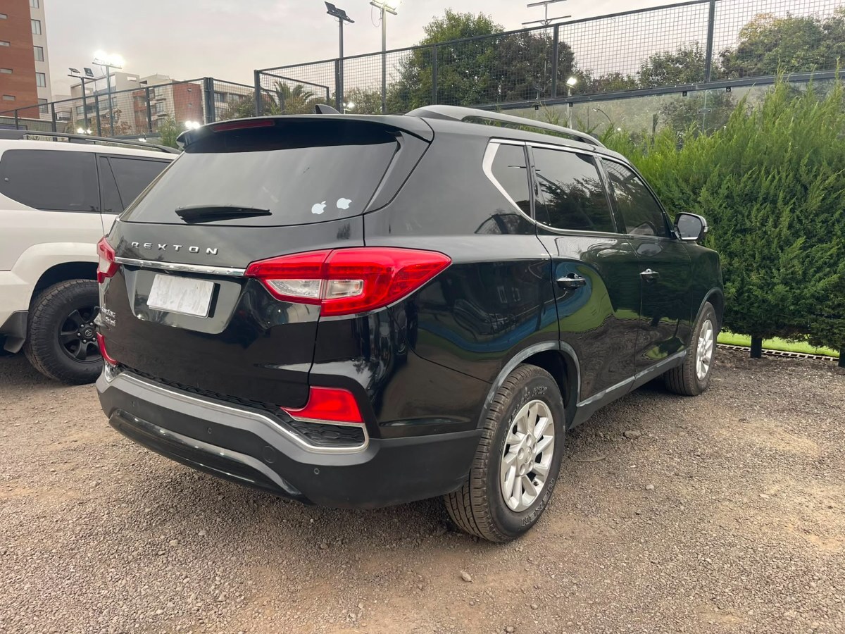 Vehicle media 5
